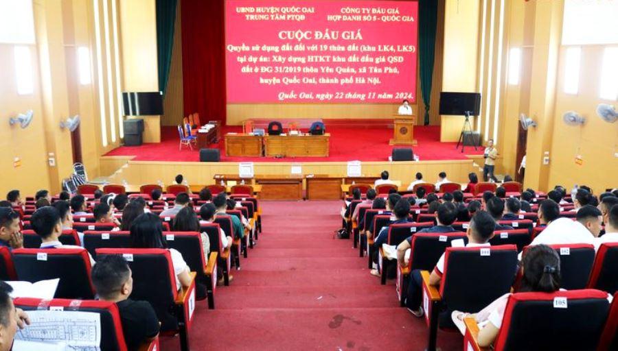 Sau khi đấu giá thành công với giá trúng cao nhất 94,7 triệu đồng/m2, Quốc Oai sắp tổ chức đấu giá 52 thửa đất