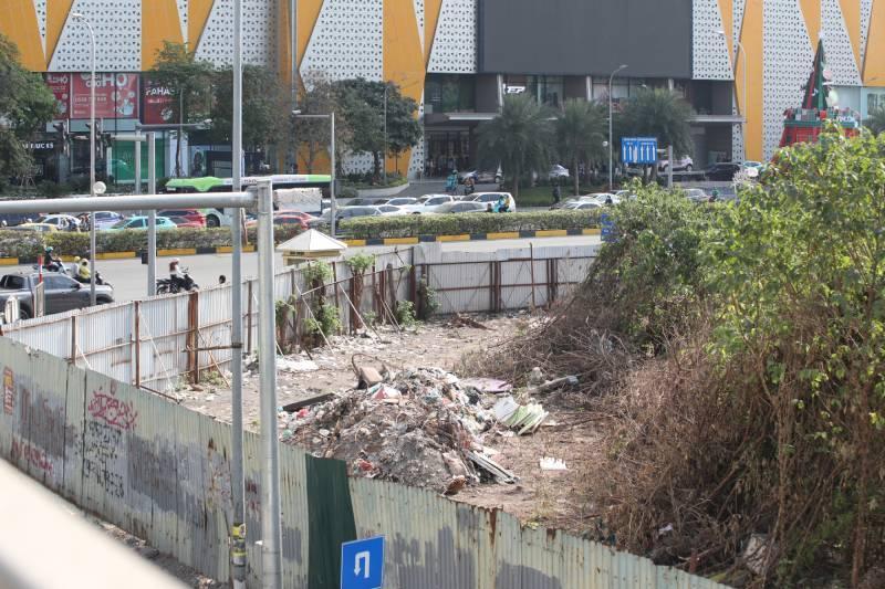'Đất vàng' bỏ hoang suốt gần 20 năm thành bãi rác, Tháp Tài chính 3.800 tỷ đồng mãi chưa thấy hình thành