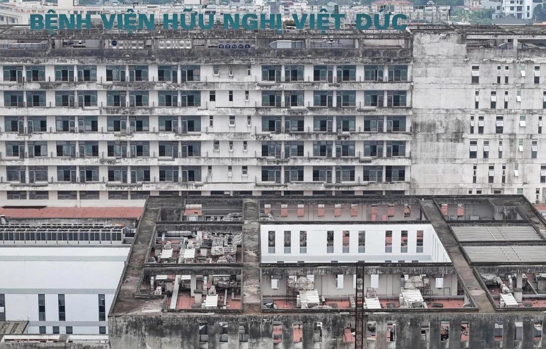 Điểm tin BĐS - tài chính 21/12: Hai bệnh viện ngàn tỷ bị bỏ hoang suốt 10 năm, Bộ Y tế nói gì?