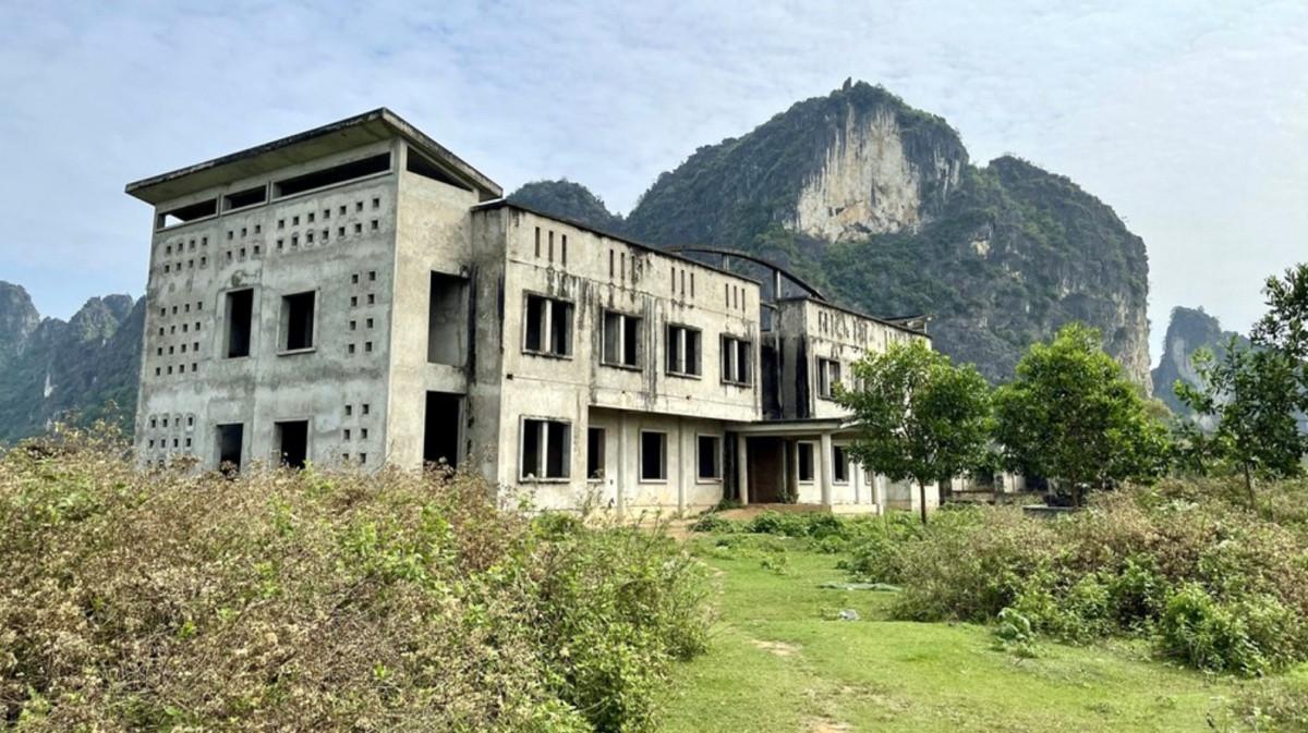 BIDV bán đấu giá trường Tiểu học quốc tế VIP Hà Nội để thu hồi nợ khoản vay của xi măng Phú Sơn
