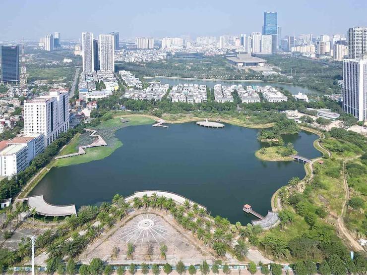 Công viên hồ Phùng Khoang kịp hoạt động trước Tết sau 'lệnh' của chủ tịch thành phố