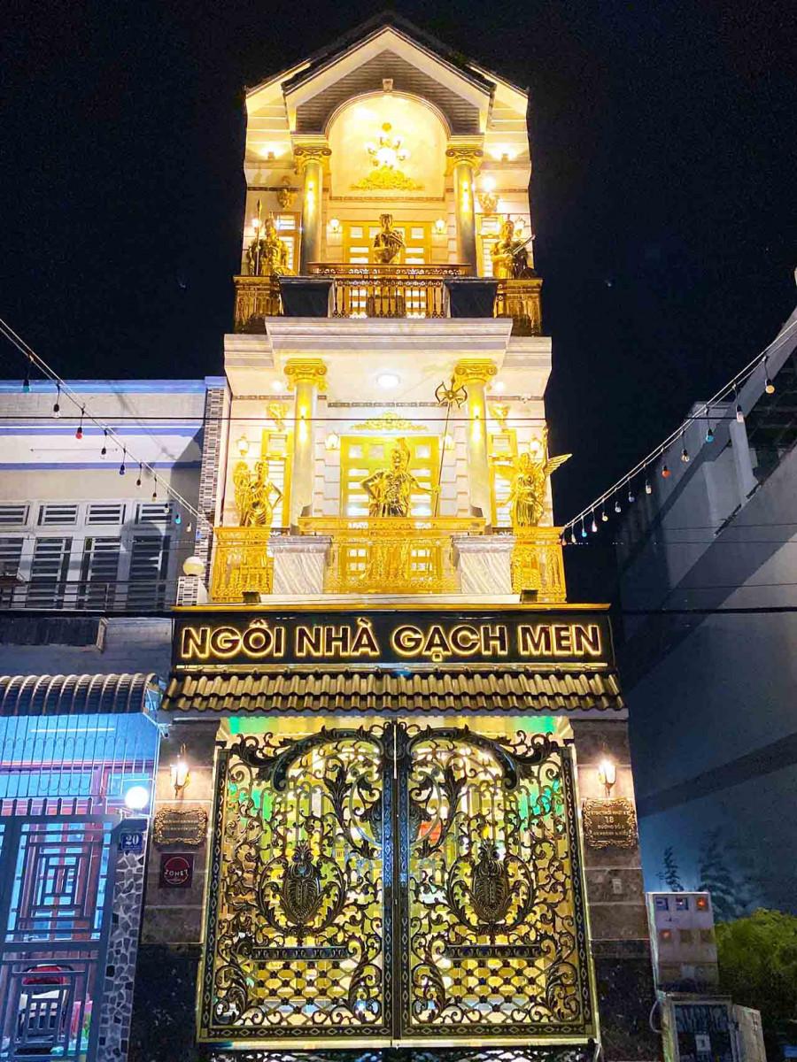 “Tiểu vương quốc Dubai thu nhỏ” dát vàng lộng lẫy tại Cần Thơ khiến vạn người mê