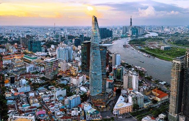 Điểm tin BĐS - tài chính 4/3: Tín dụng bất động sản TP.HCM tăng trưởng 12,3% năm ngoái