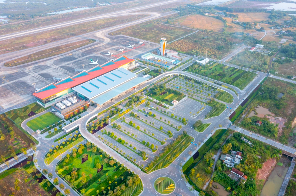 Điểm tin BĐS - tài chính 20/3: Quảng Ninh tìm chủ đầu tư làm khu công nghiệp gắn với sân bay