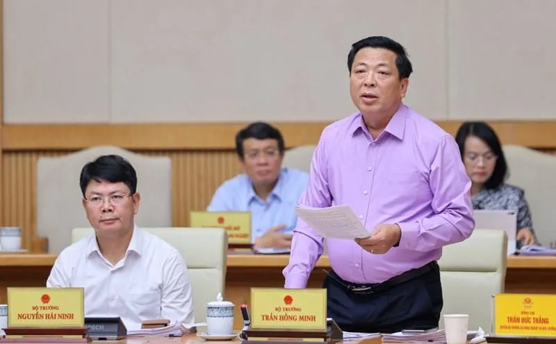 Bộ Xây dựng: Lộ chiêu “xếp chỗ” mua nhà ở xã hội, bán lại hưởng chênh hàng trăm triệu đồng