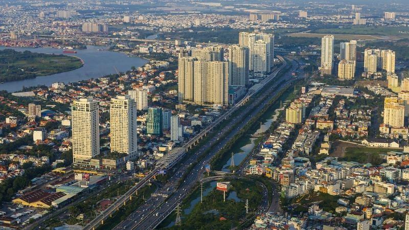 Bảng giá đất TP.HCM tăng đột biến, thị trường bất động sản sẽ bị 'lắc' mạnh ra sao?