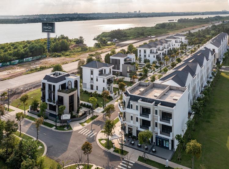 Hơn 2.500 căn biệt thự, liền kề 'bung hàng' tại Hà Nội, gấp 9 lần cùng kỳ