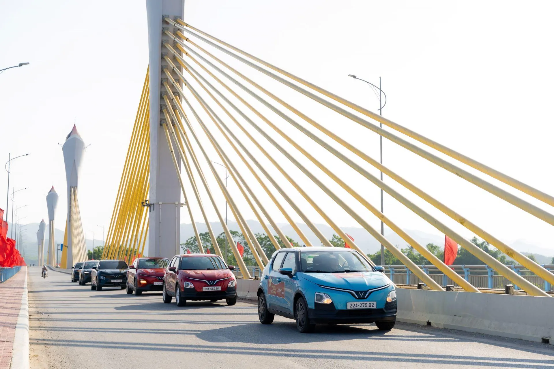“Trèo đèo lội suối” cả vạn km với VinFast VF 5, chủ xe tiết lộ loạt ưu điểm của chiếc xe “chiến” nhất phân khúc