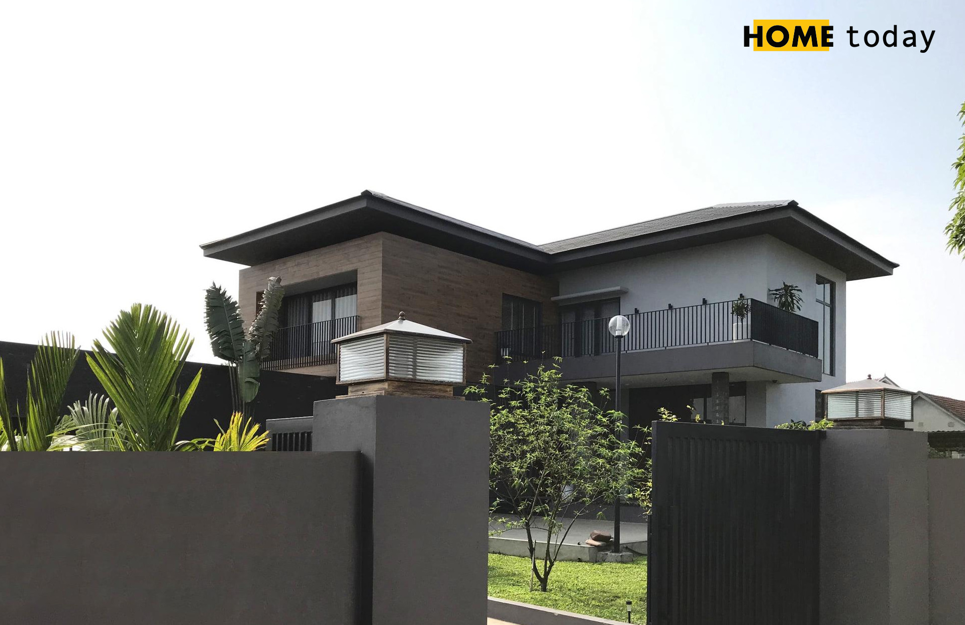 Kiến trúc sư dành 2,8 tỷ xây tặng bố mẹ ngôi nhà sang trọng như biệt thự ở Hà Tĩnh