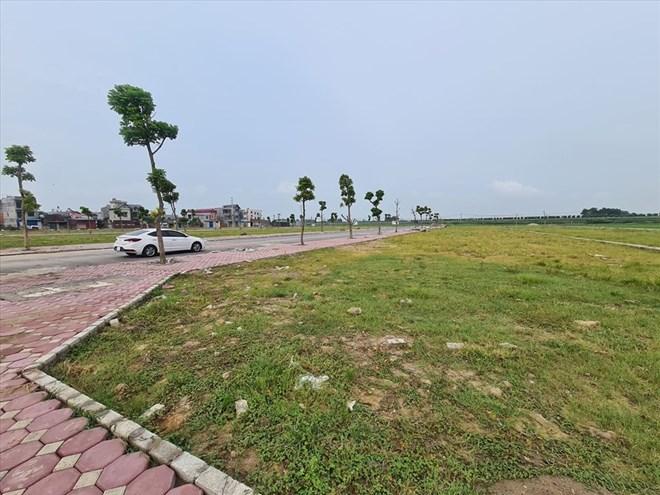Siết phân lô đô thị, đất nông thôn có trở thành 'mỏ vàng' của giới đầu cơ?