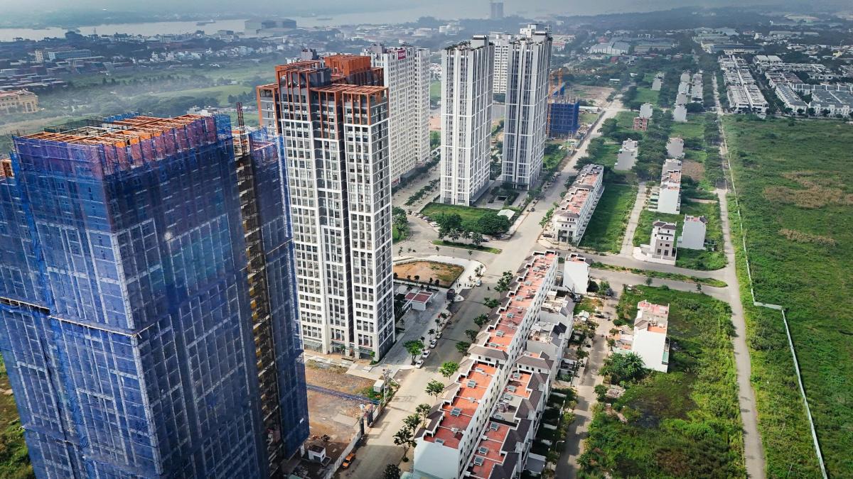 Căn hộ trung cấp dưới 55 triệu đồng/m2 tại TP.HCM ngày càng khan hiếm năm 2025