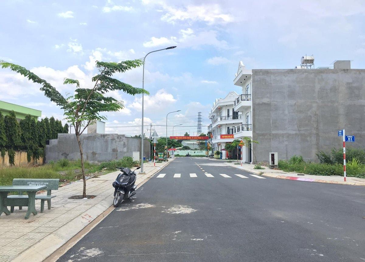 Bất động sản thổ cư Hà Nội năm 2025 bùng nổ, Hà Đông, Long Biên, Gia Lâm dẫn đầu giao dịch