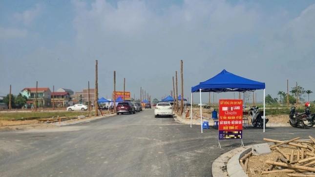 Hơn 80 lô đất ngoại thành Hà Nội lên 'sàn' đấu giá lại sau bỏ cọc