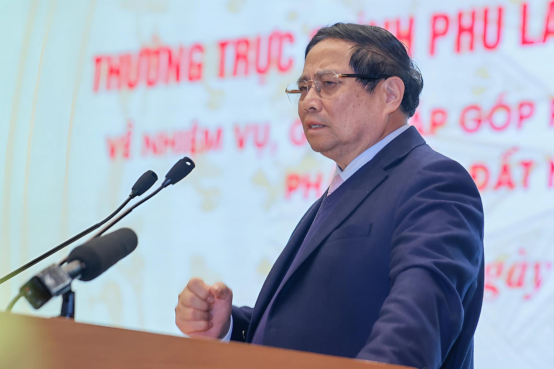 Thủ tướng kể chuyện mua nhà 12m2 thuở hàn vi, nhấn mạnh việc cấp thiết cho người trẻ
