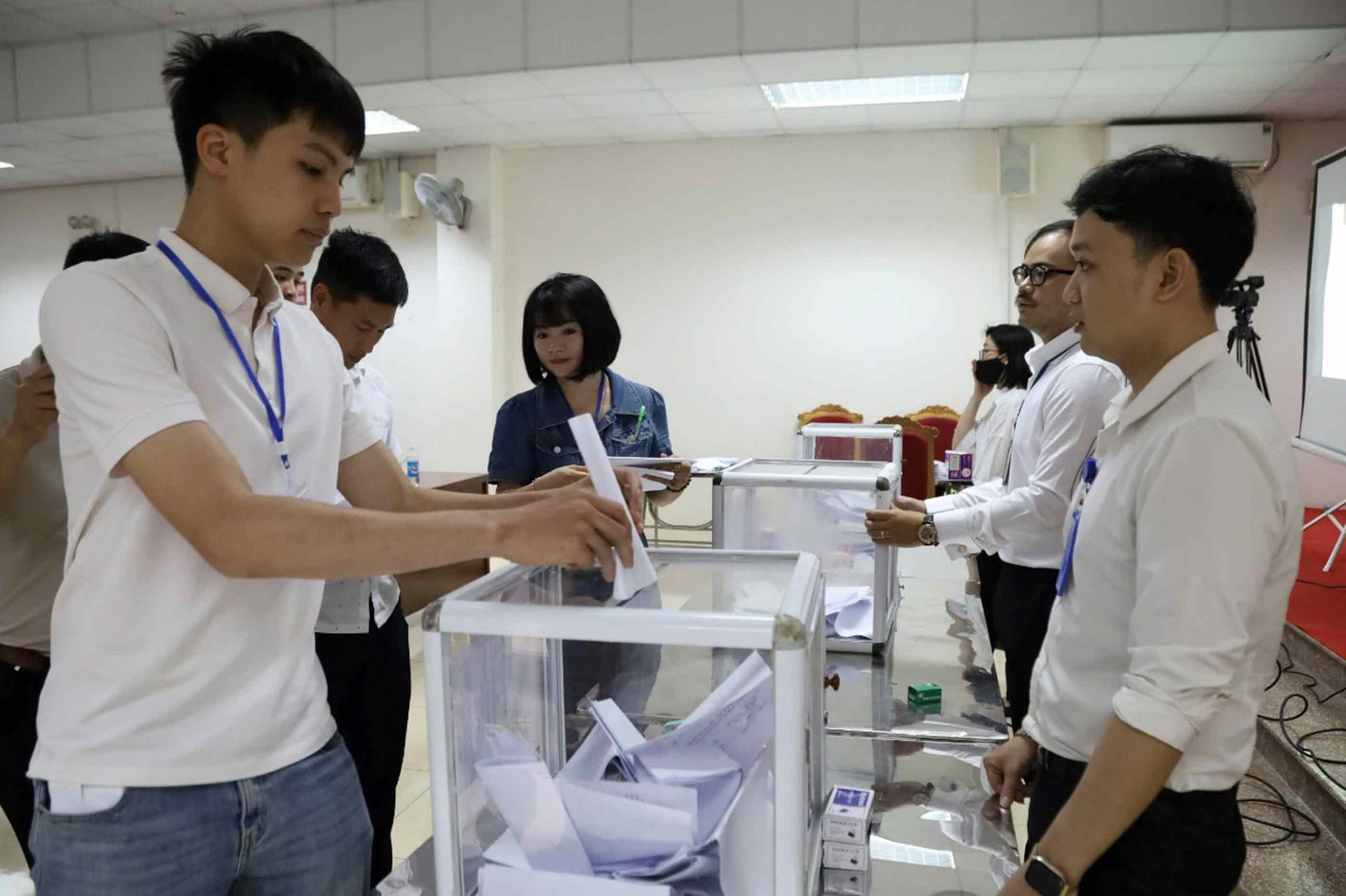Tạm hoãn đấu giá 29 thửa đất (đợt 3) tại huyện Mê Linh