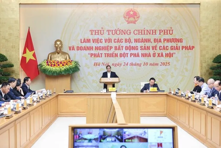 Thủ tướng: Chính sách nhà ở xã hội phải minh bạch, không để dân 'chạy vạy, chen chúc'