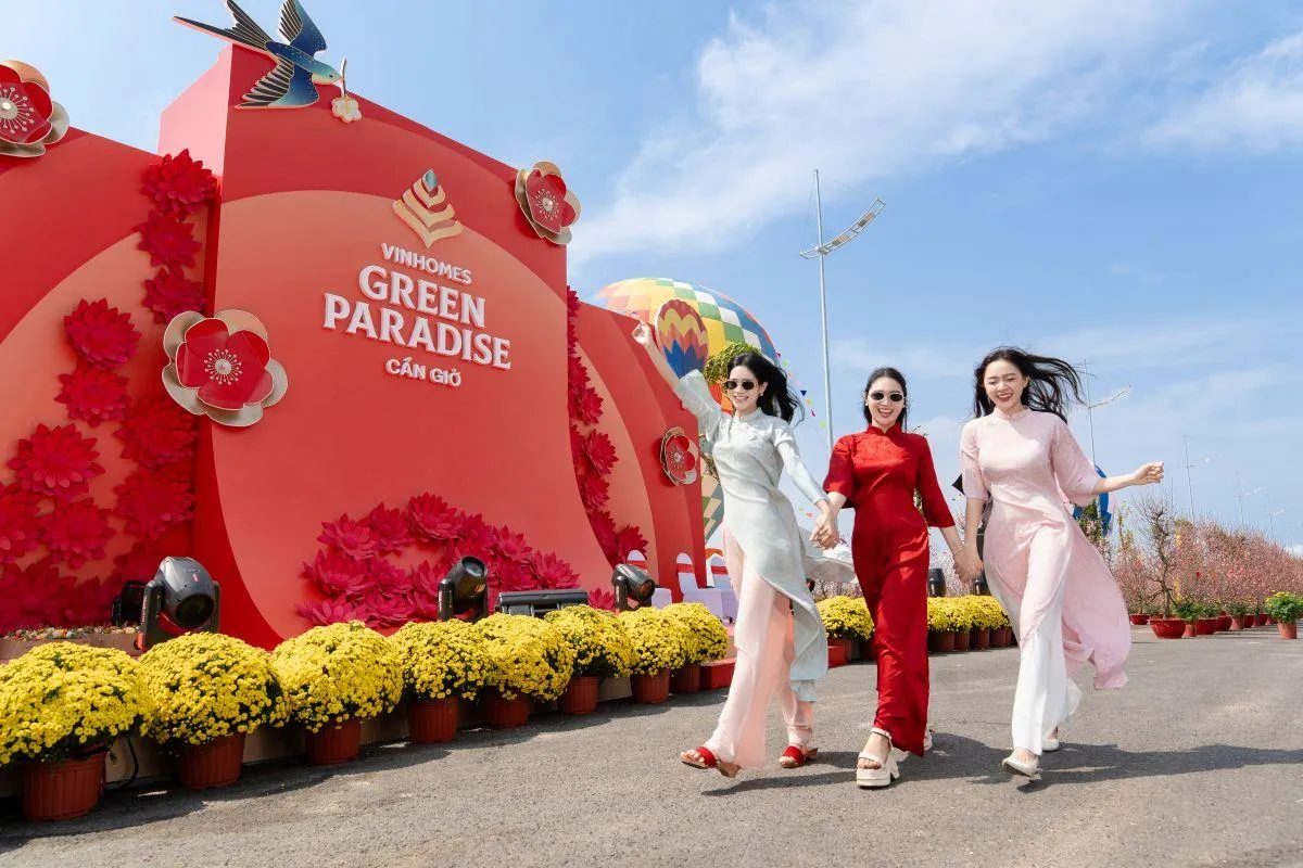Hơn 10.000 khách “phá đảo” Green Paradise Tet Fest ngày khai hội, tận hưởng loạt trải nghiệm độc lạ chưa từng có