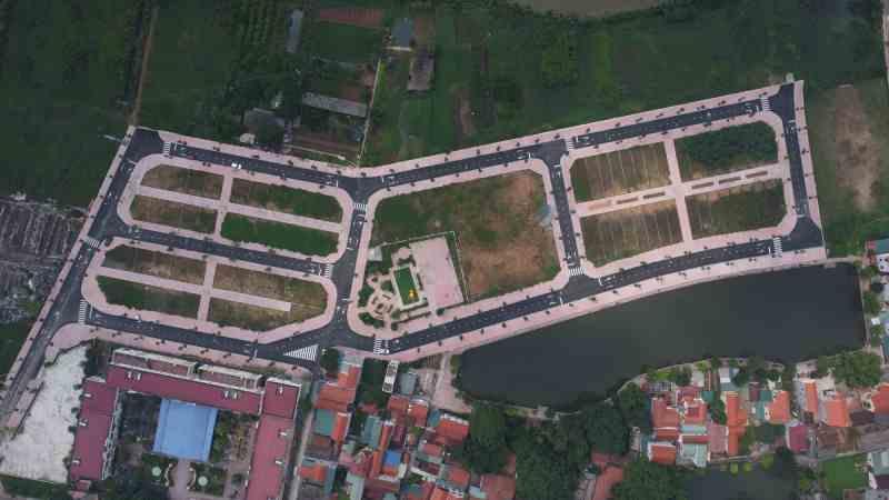 Cận cảnh 19 lô đất khiến hàng trăm nhà đầu tư thức xuyên đêm 'tranh giành' trả giá bằng được ở huyện sắp lên quận của Hà Nội