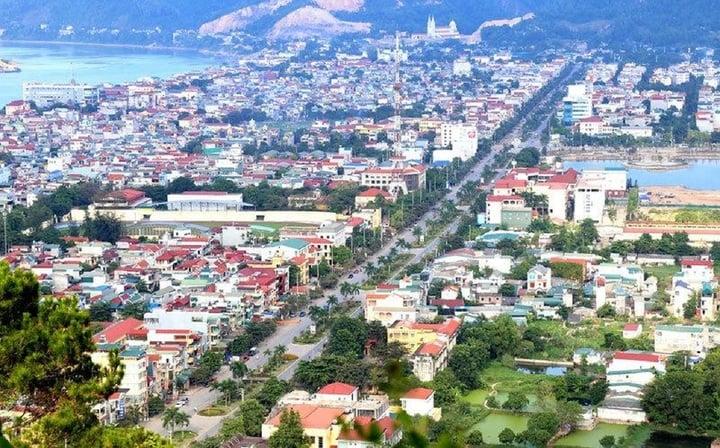 Điểm tin BĐS - tài chính 11/11: Loạt tỉnh thành vào cuộc rà soát việc bất động sản tăng giá bất thường