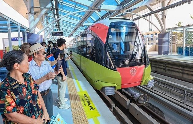 Điểm tin BĐS - tài chính 8/6: TP.HCM xem xét đề xuất đầu tư siêu dự án metro của tập đoàn tỷ phú Nguyễn Thị Phương Thảo