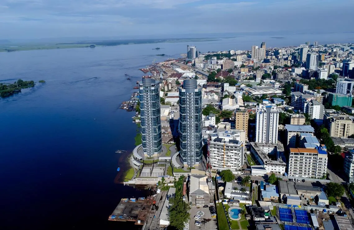 Báo chí Congo: Vingroup mang tinh thần đổi mới tới châu Phi