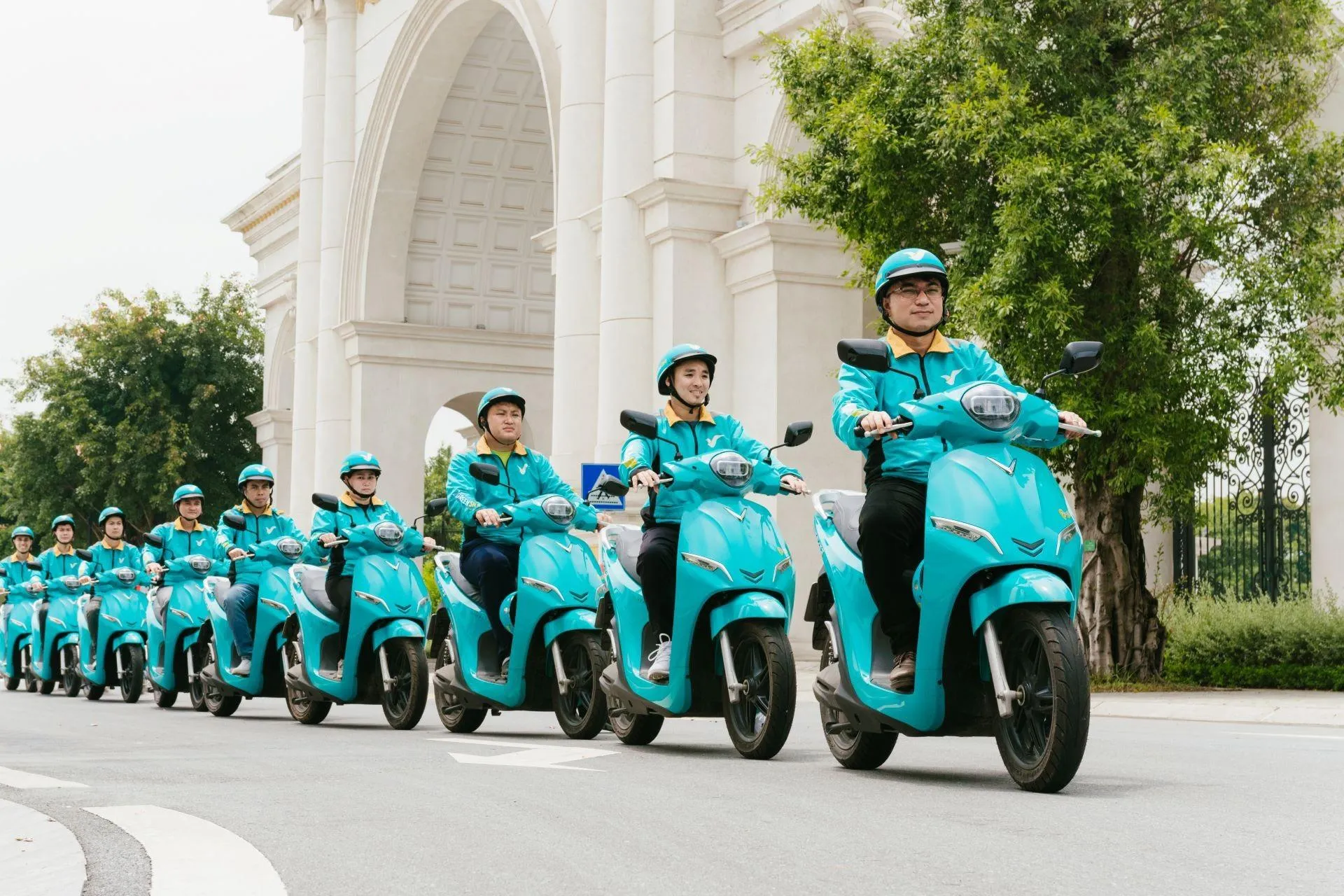 Thu nhập tài xế công nghệ thoát cảnh “may rủi” khi gia nhập Green SM