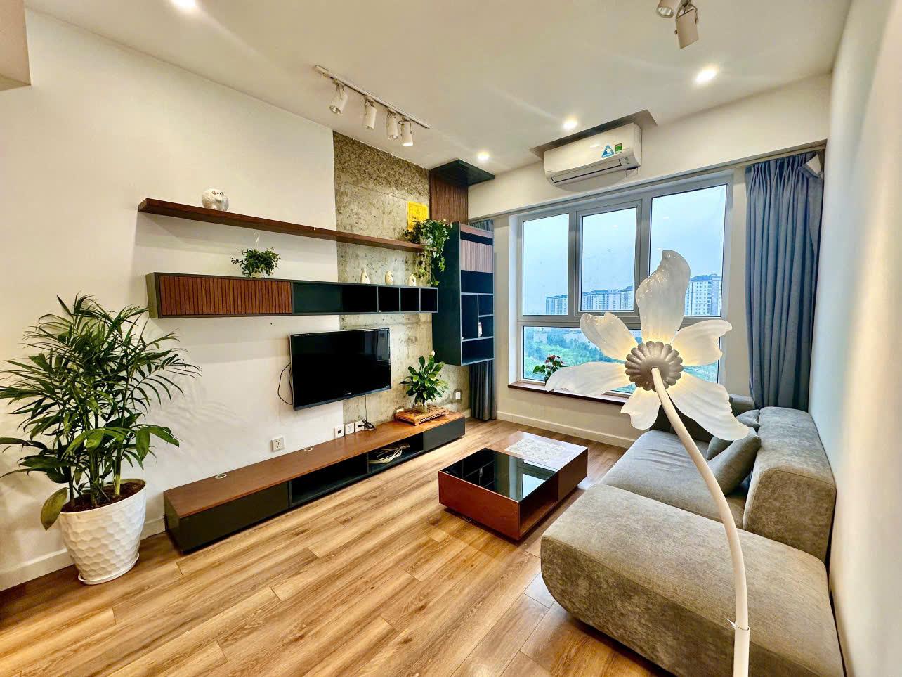 Chính chủ gửi bán căn hộ 2 ngủ view Hồ, full nội thất mới tại 3 tòa mới KĐT Thanh Hà Cienco 5