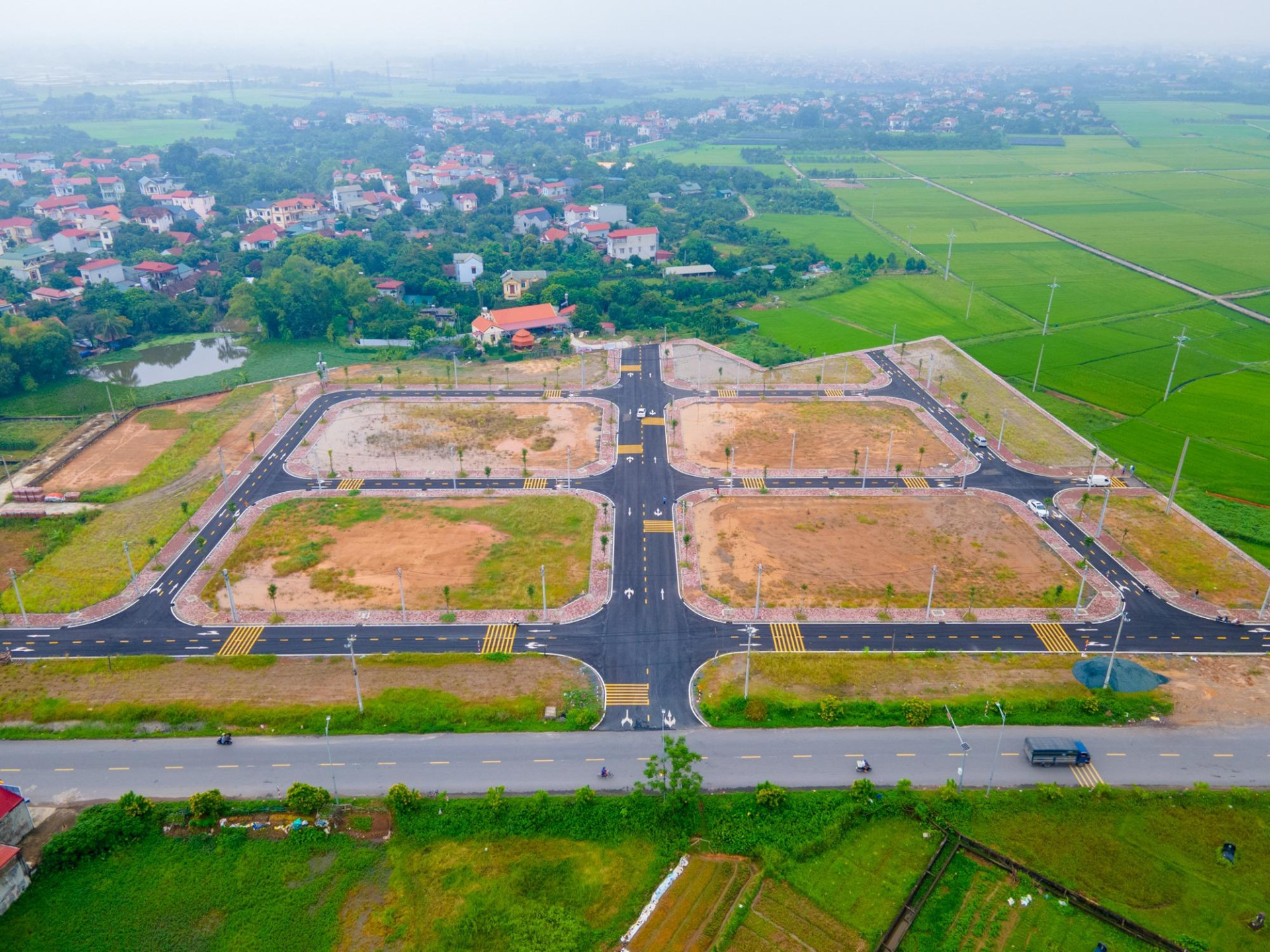 Hà Nội đấu giá 7 thửa đất tại nhiều quận huyện, giá khởi điểm từ 1,7 đến hơn 15 tỷ đồng