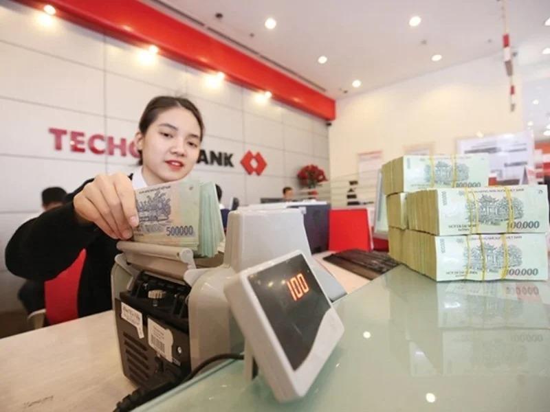 Techcombank báo lãi kỷ lục, cho vay bất động sản vượt 227.000 tỷ đồng