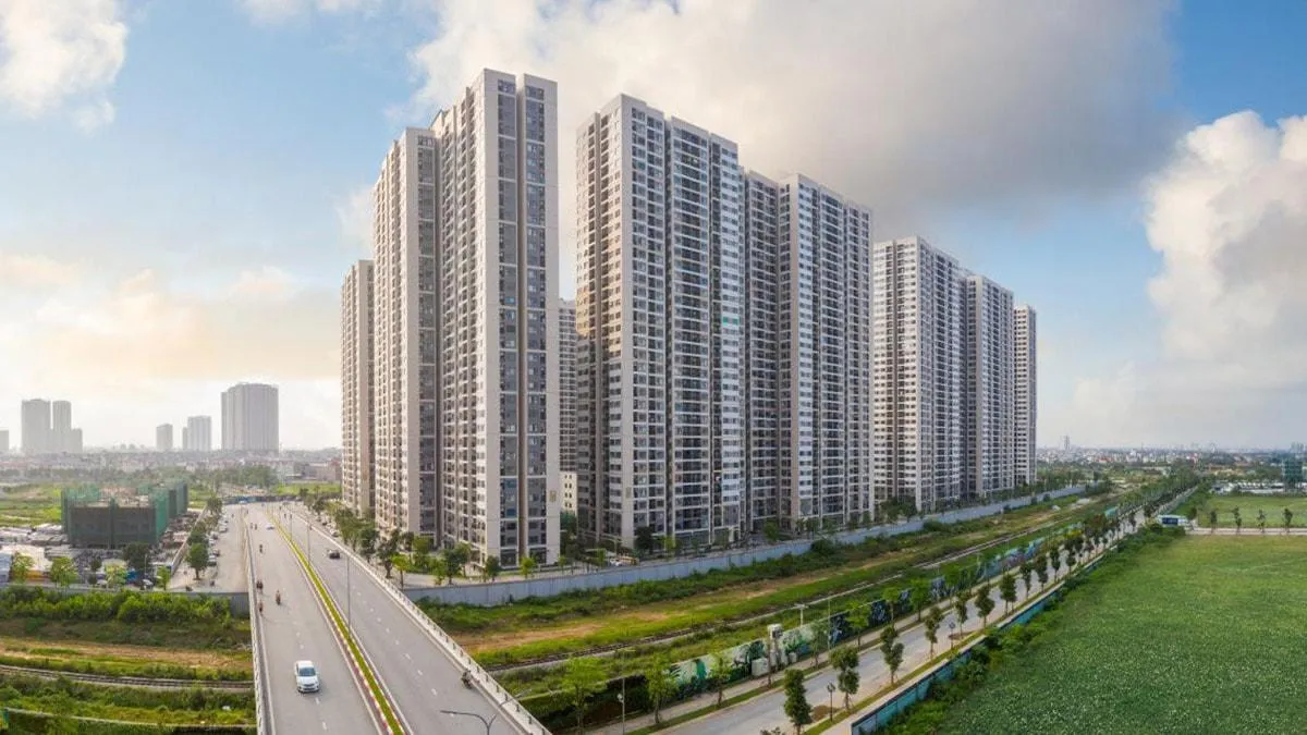 Bất động sản Hà Nội và TP.HCM tăng giá mạnh, giao dịch sôi động trước tháng Ngâu