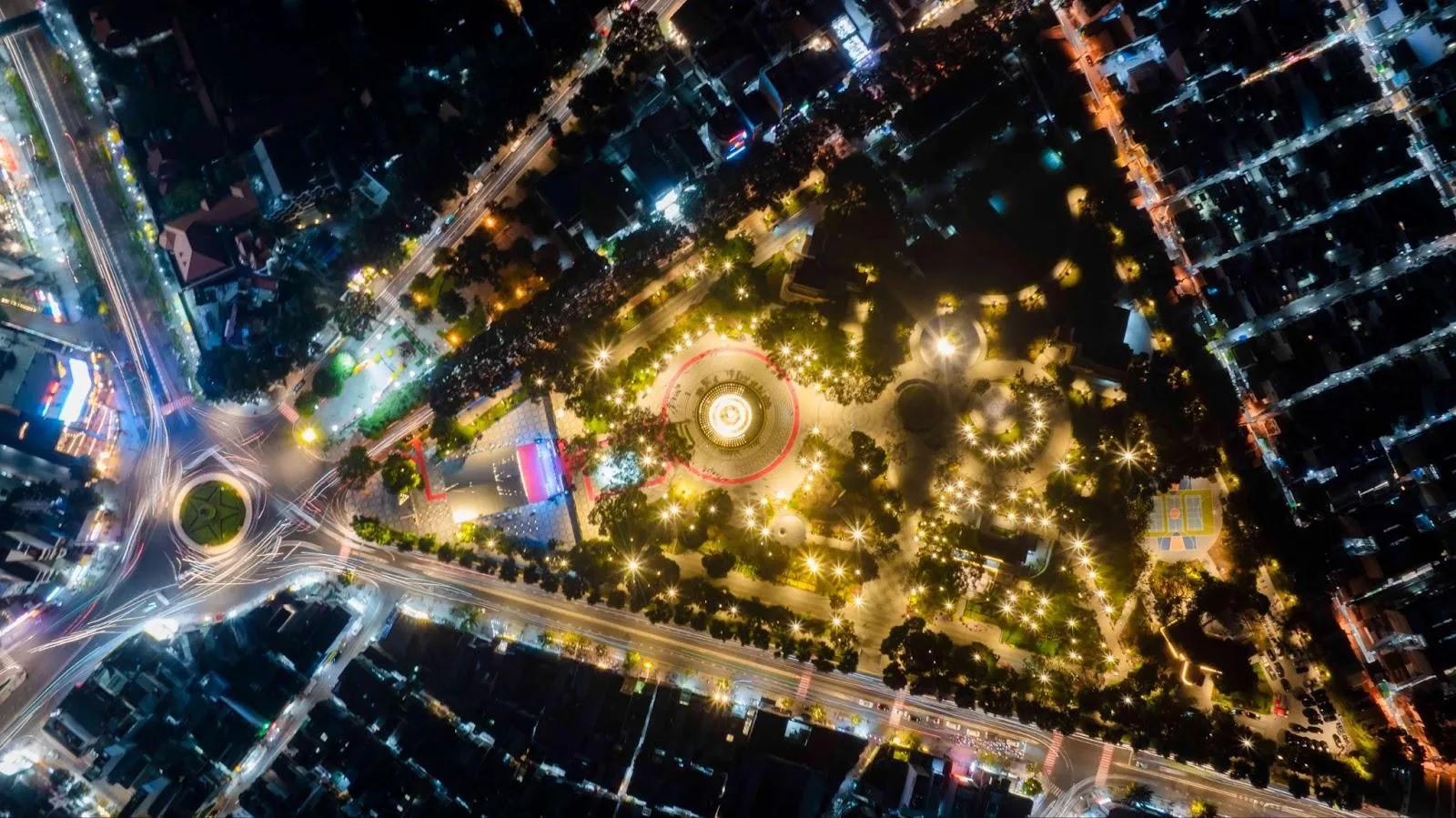 TP.HCM khánh thành Công viên số 1 Lý Thái Tổ rộng 4,3 ha - Điểm nhấn vui Xuân Bính Ngọ cho người dân