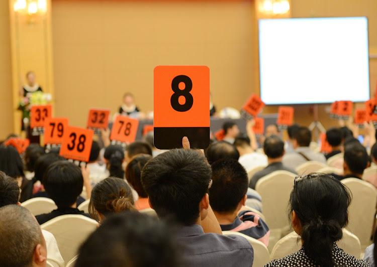 Đấu giá đất là gì? Quy định về đấu giá quyền sử dụng đất mới nhất hiện nay