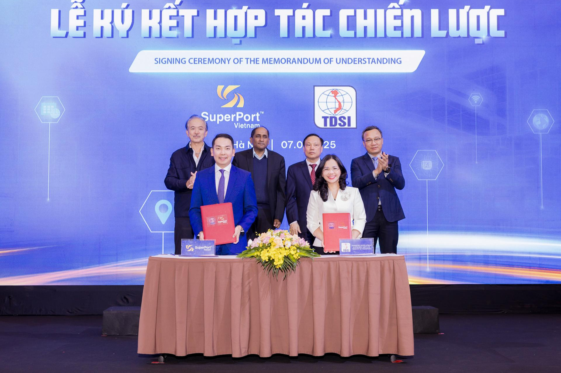Việt Nam SuperPortTM cùng các đối tác chiến lược hợp tác phát triển hạ tầng logistics đường sắt, tăng cường kết nối khu vực và nâng cao năng lực thương mại quốc tế