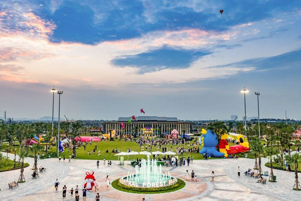 Tiện ích về đích, cộng đồng thành hình, nhà phố Vinhomes Golden City hút khách an cư và nhà đầu tư dài hạn