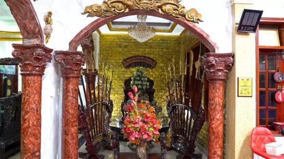 Cận cảnh căn biệt thự dát vàng hơn 1.000 tỷ của 'Ông hoàng nhạc sến' Ngọc Sơn