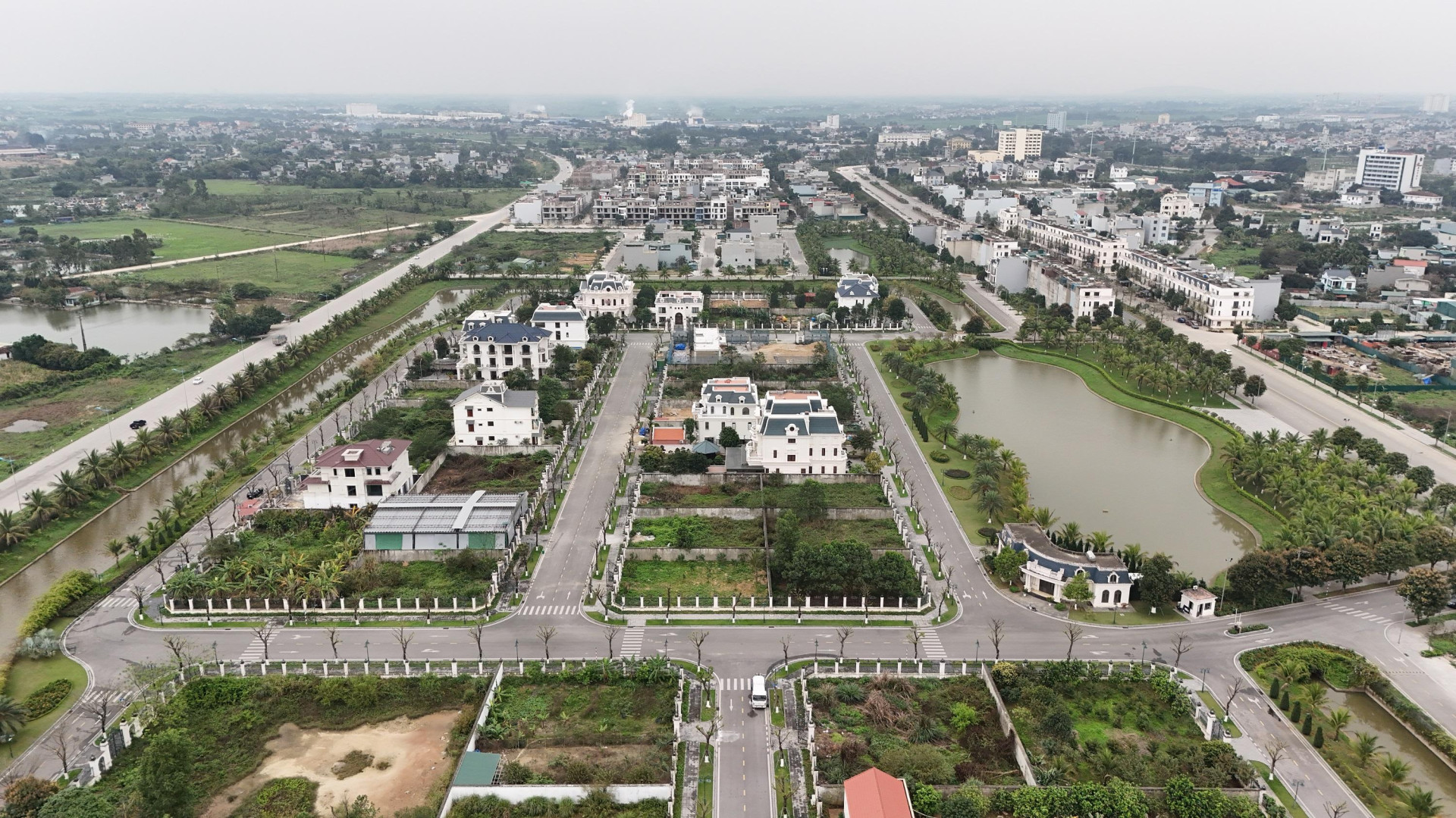 Thanh Hóa dồn dập đấu giá đất trước thời điểm bỏ cấp huyện