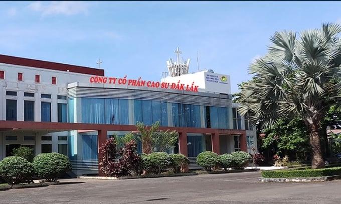 Khởi tố con trai nguyên Tổng Giám đốc Công ty Cao su Đắk Lắk về tội tham ô tài sản và rửa tiền