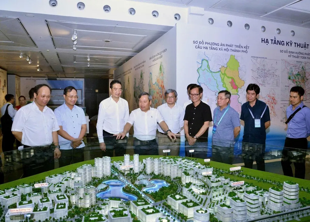 Công bố Quy hoạch tổng thể Thủ đô tầm nhìn 100 năm: Mở ra không gian phát triển mới cho Hà Nội