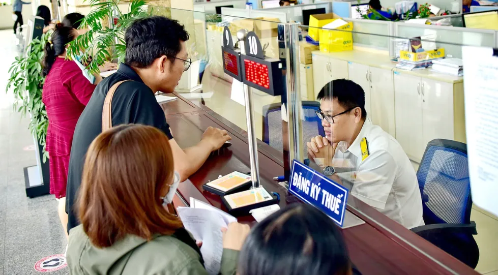 Thu nhập trên 28 triệu đồng mỗi tháng mới phải đóng thuế thu nhập cá nhân