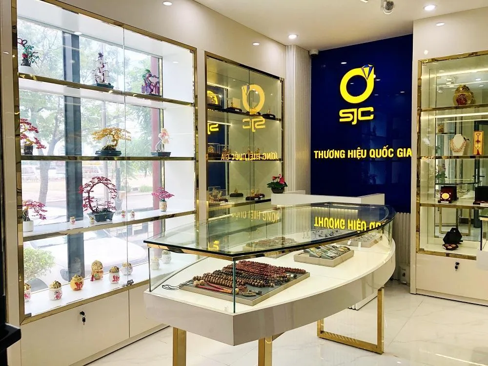 Bê bối kim cương lậu phơi bày trong lúc SJC báo lãi kỷ lục