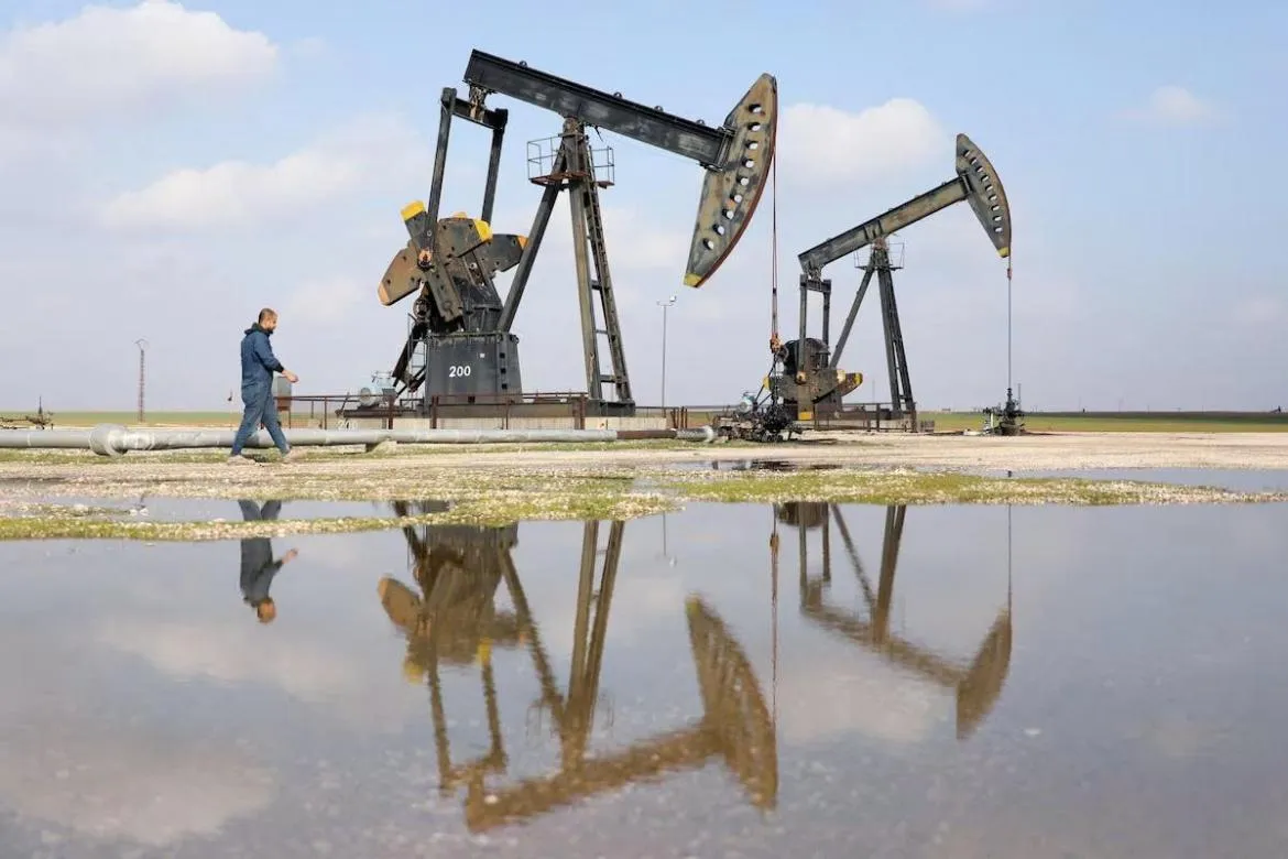 Giá xăng dầu hôm nay (18/8): Dầu Brent vượt 91 USD/thùng, thị trường lo nguồn cung