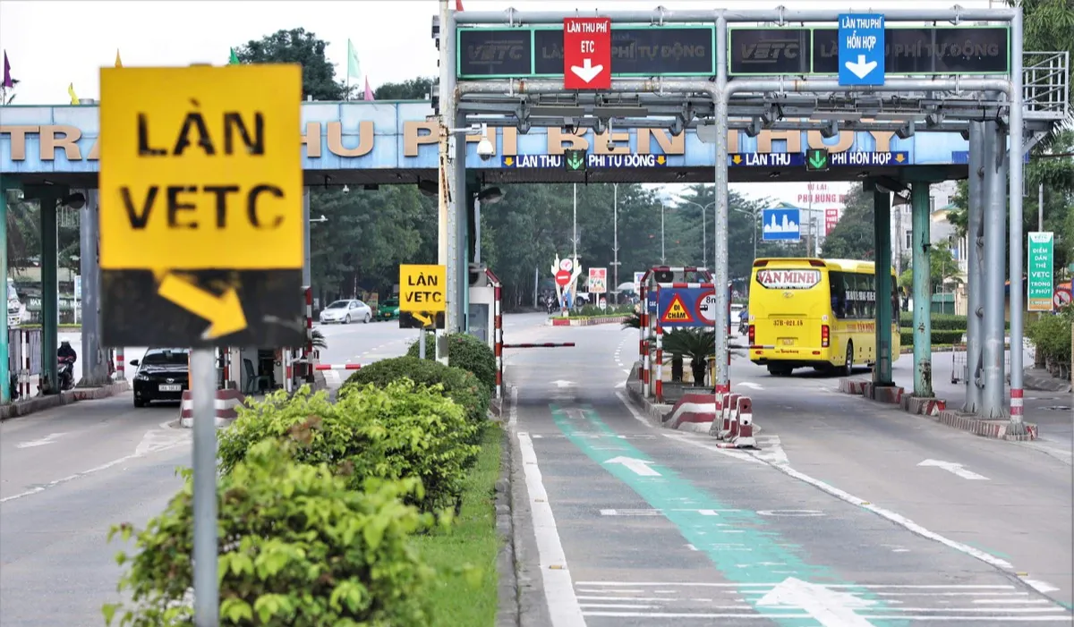 VETC, ePass thu thêm phí: Thông tin chủ xe ô tô cần biết