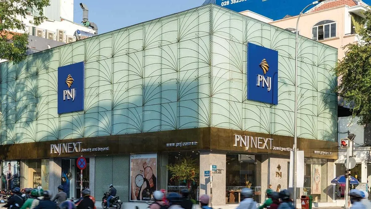Cổ phiếu PNJ phục hồi 40% từ đáy, định giá thấp kéo dòng tiền trở lại