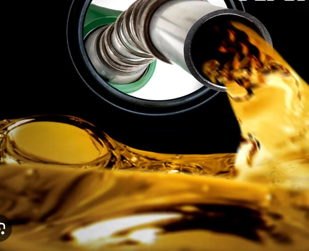 Giá xăng dầu hôm nay (5/9): Dầu Brent neo gần 96 USD/thùng