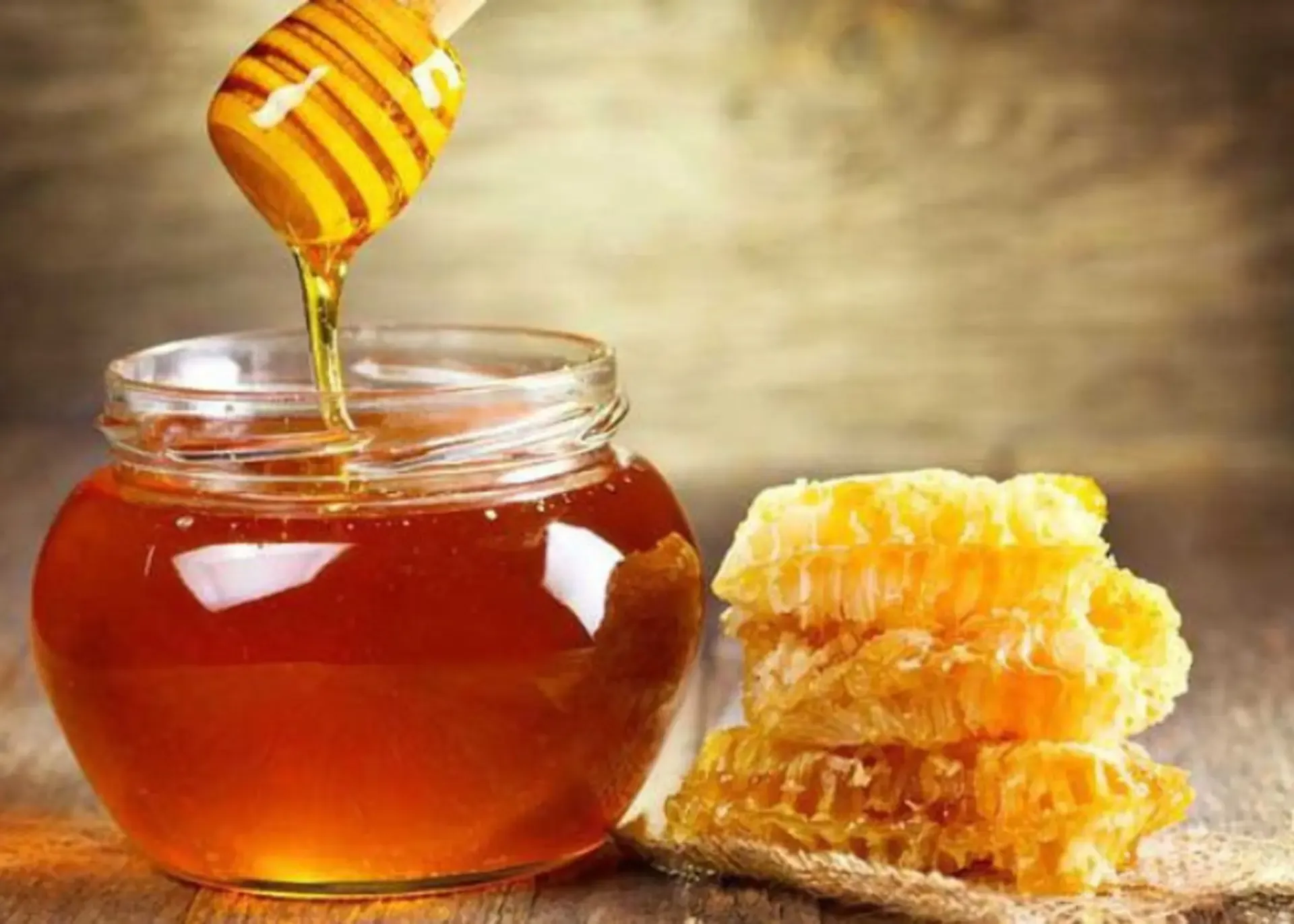 Địa chỉ mua mật ong nguyên chất tại TP.HCM
