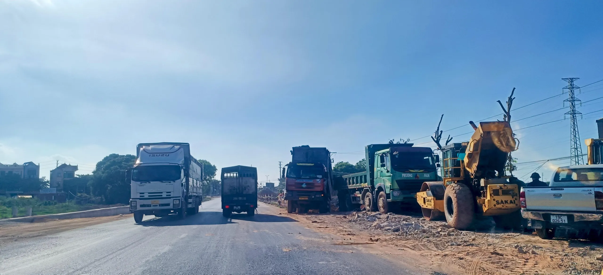 Dồn lực thi công dự án mở rộng Quốc lộ 2 Vĩnh Yên - Việt Trì