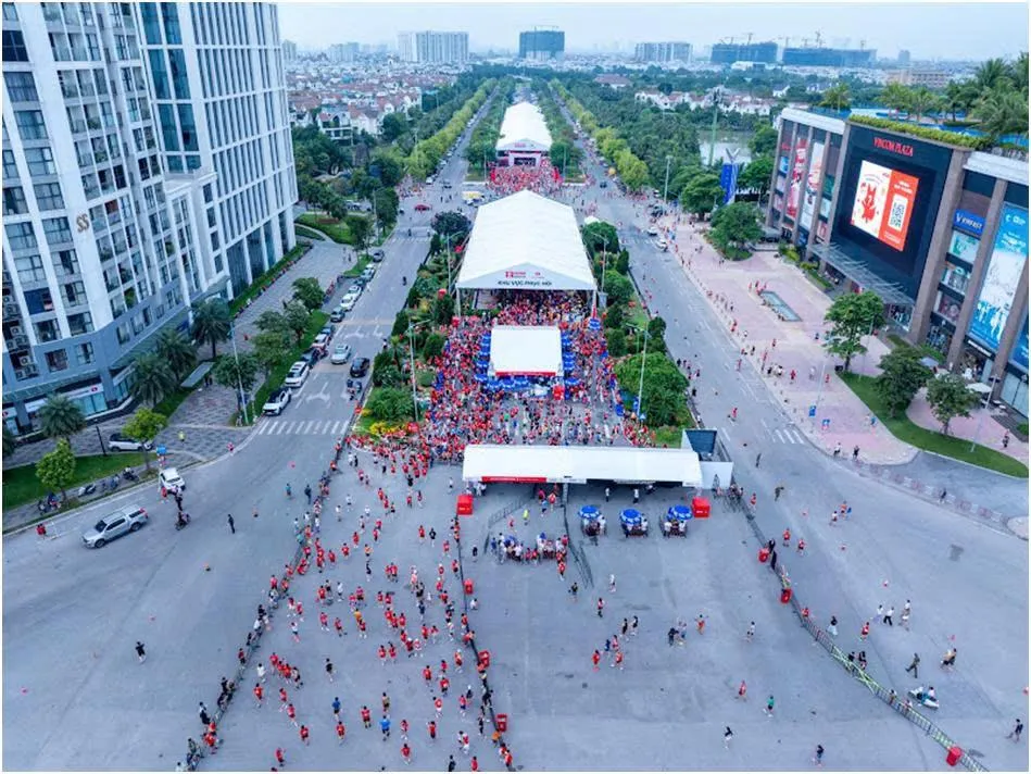 Kỷ lục hơn 14.500 VĐV tại Marathon Quốc tế Hà Nội Techcombank mùa 5