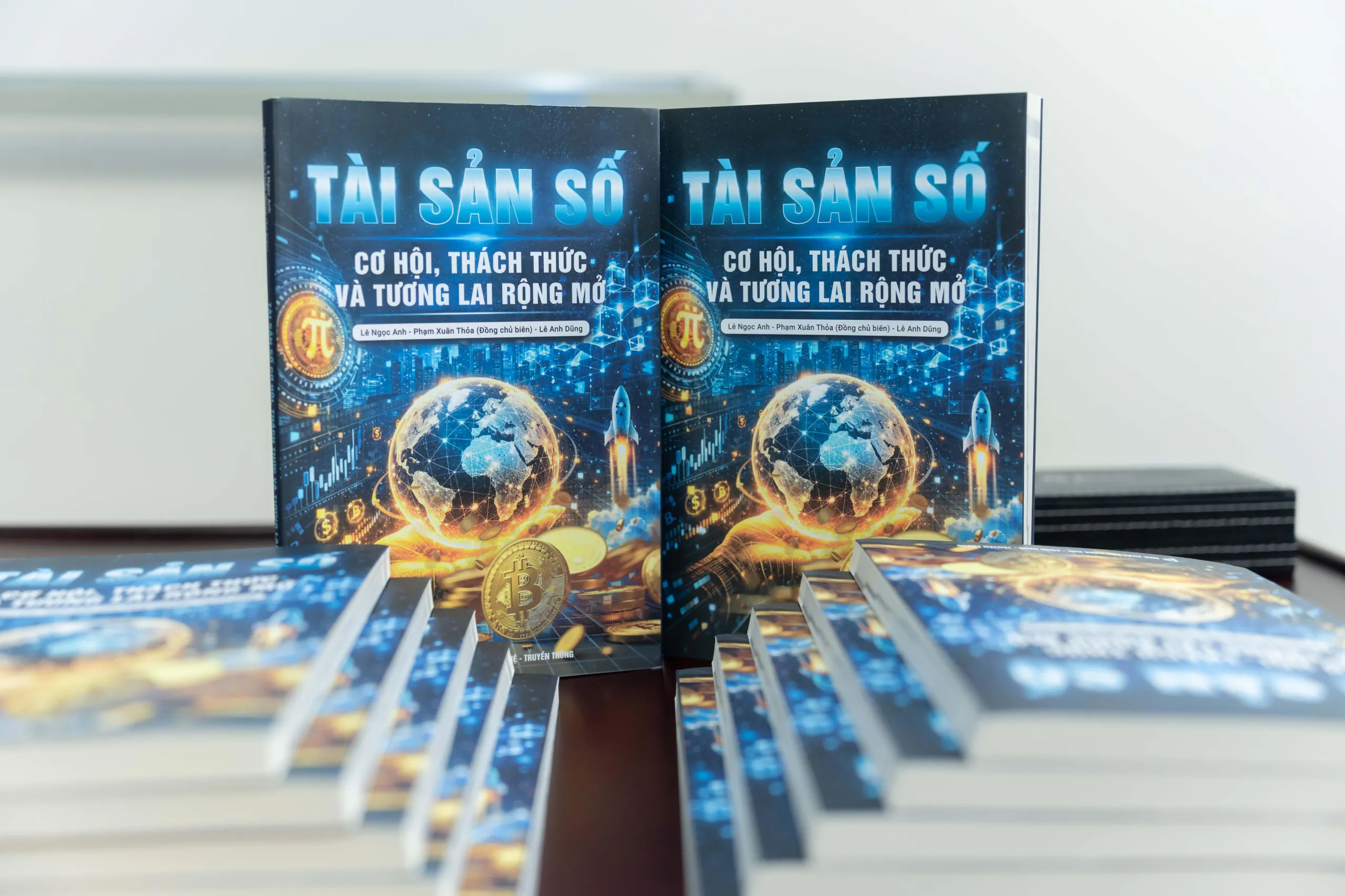 Ra mắt sách 'Tài sản số – Cơ hội, Thách thức và Tương lai rộng mở'