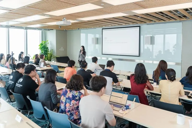 AI từ công cụ hỗ trợ đến nâng cao năng lực vận hành và quản trị rủi ro của doanh nghiệp