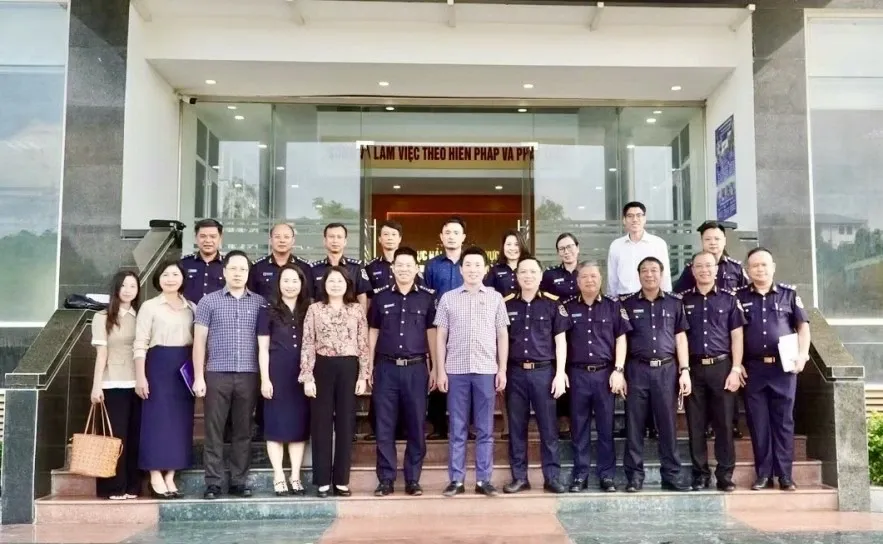 Ủy ban Pháp luật và Tư pháp của Quốc hội khảo sát thực địa tại Hải quan khu vực XVI